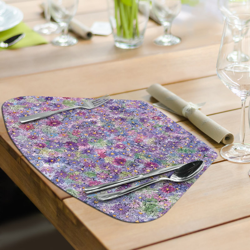 Springtime Garden 4 Piece Reversible Wedge Shaped Easy Care Placemats