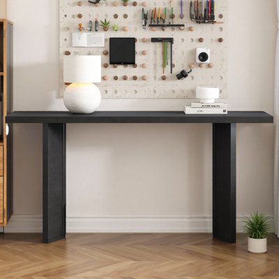 Console élégante 63 "avec placage de pin et pieds géométriques