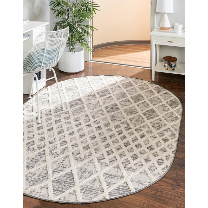 Groton gris, Ovale 7 pi 10 po x 10 pi