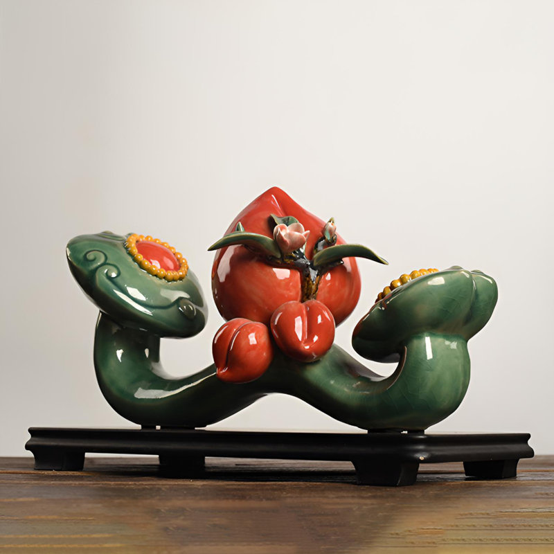 Sculpture pêche raffinée en céramique - cadeau décoratif parfait