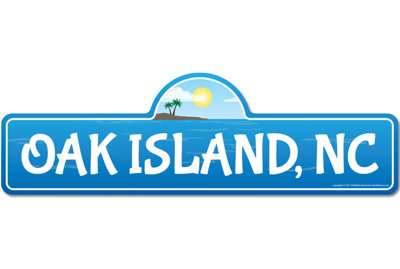 Plaque de rue en plastique robuste Oak Island 7 po x 20 po
