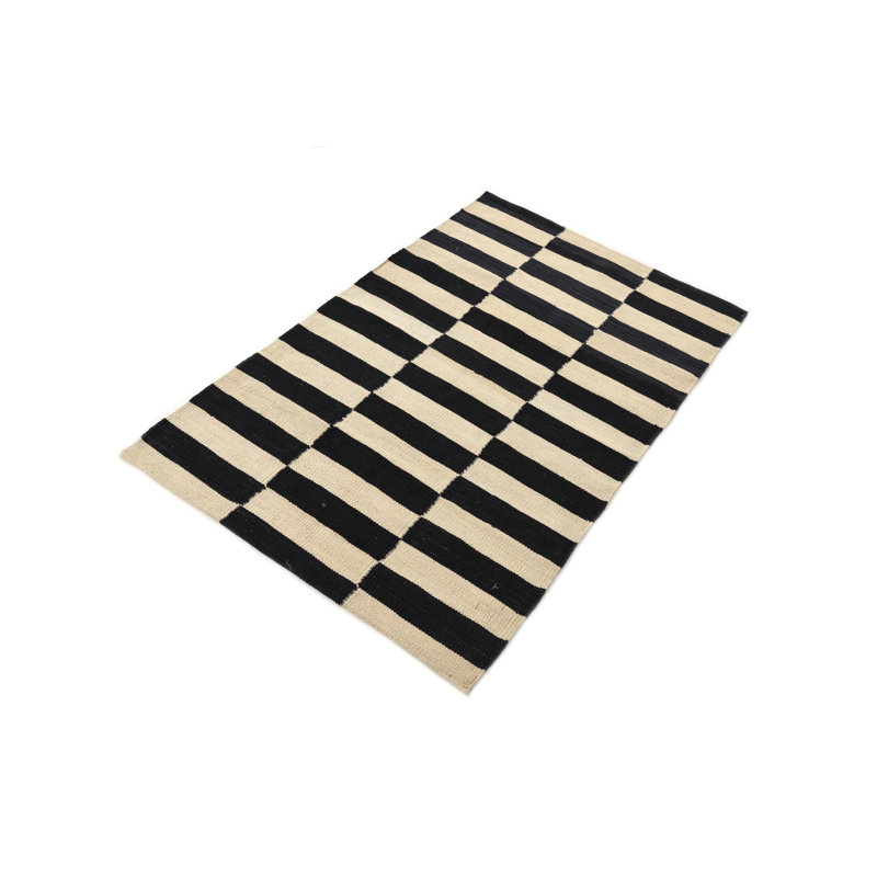 Tapis noir et blanc Ohlson