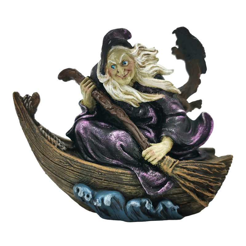 Pembrooke Figurines & Sculptures