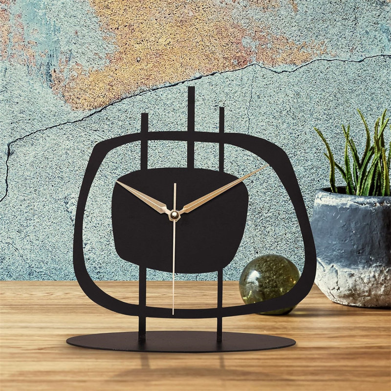 Analogue Metal Mechanical Tabletop Clock Black