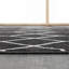 Tapis tissé à motif géométrique Trellis