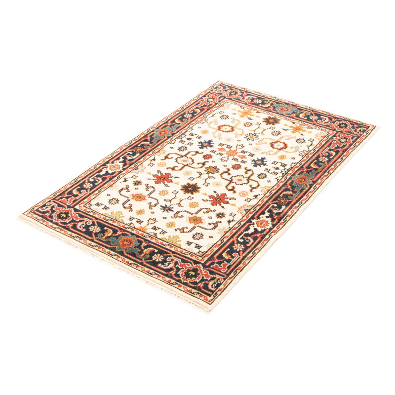 Tapis crème Serapi Heritage 4 pi 1 po x 6 pi 1 po
