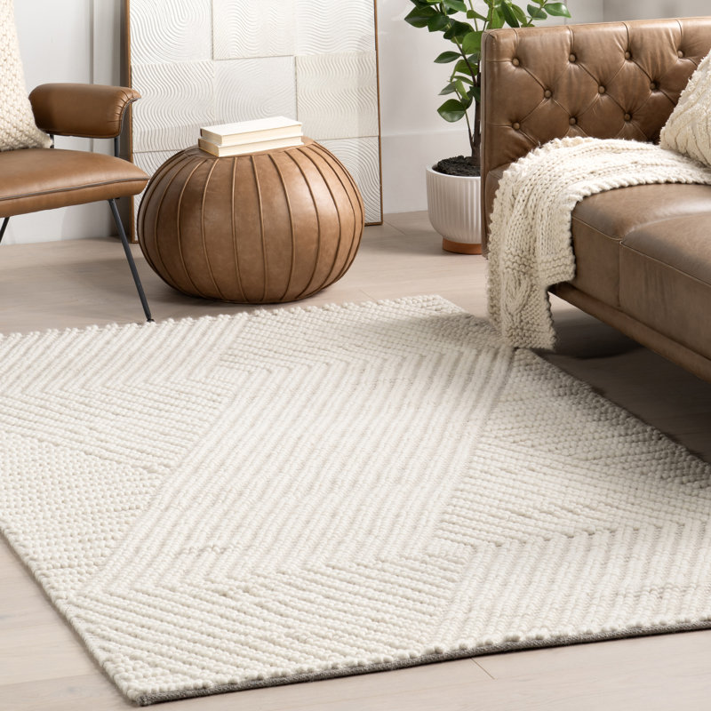 Ivory Geometric Flat Woven Wool Rug, 4' x 6'
