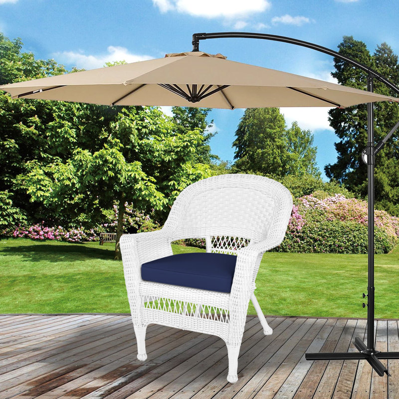 Arliss Steel Outdoor Lounge Chair, White, Blue