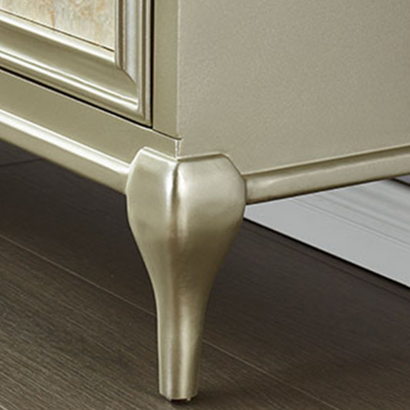Buffet Minimalist, Or champagne