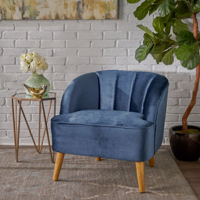 CHAISE