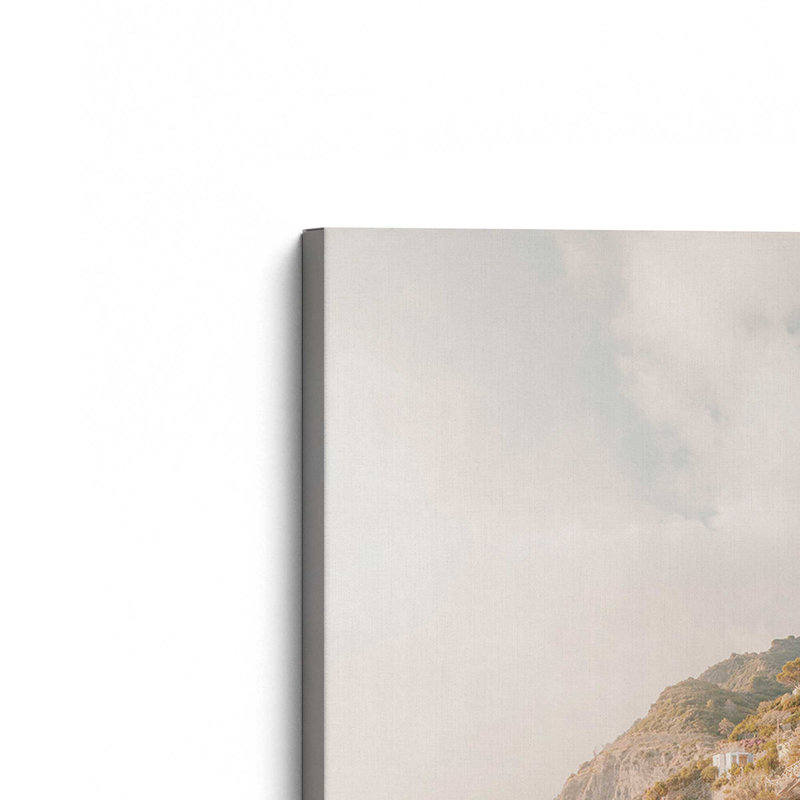 Village par les falaises I, reproduction sur toile, H 18 po x l 12 po x P 1,25 po, Toile tendue