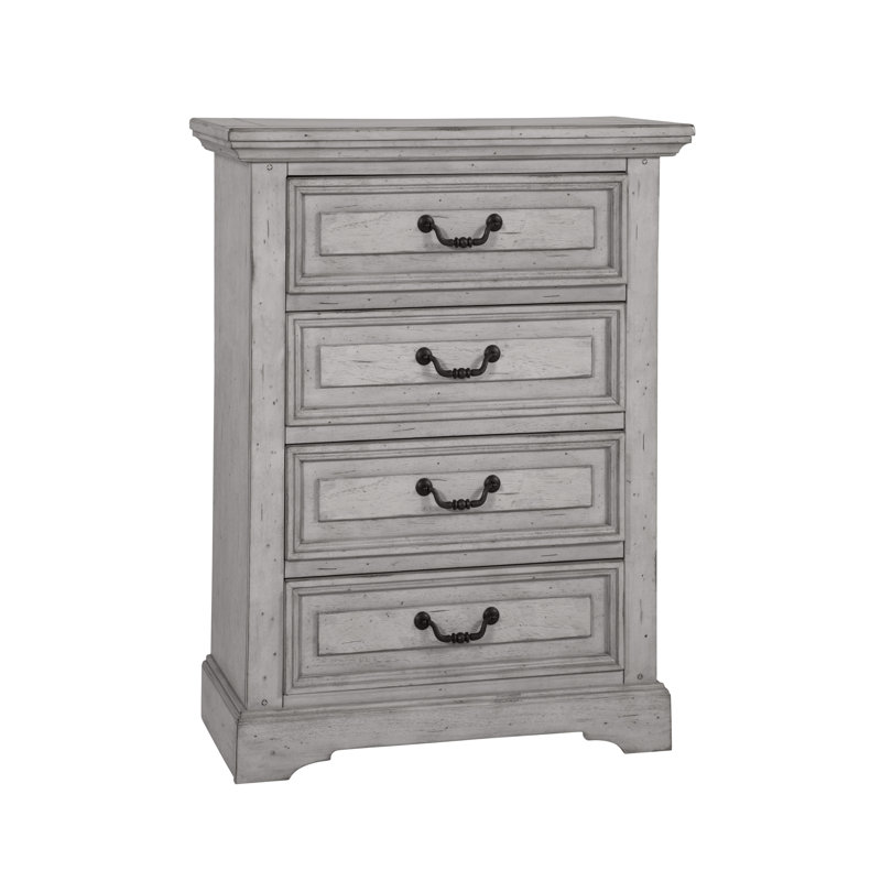 Selleck 37'' W 4 - Drawer Dresser