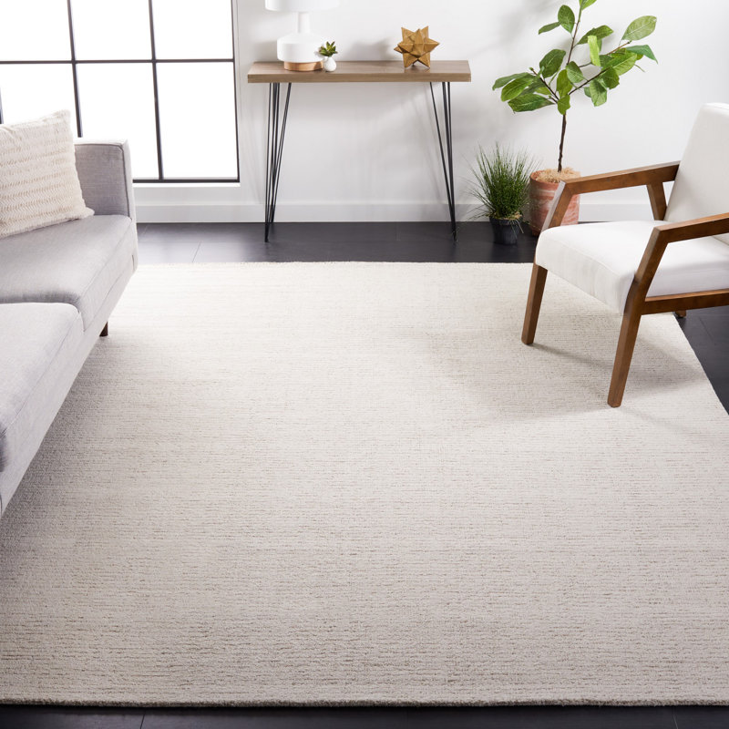 Maja Handmade Tufted Wool Ivory/Beige Rug, Rectangle 183 x 274 cm