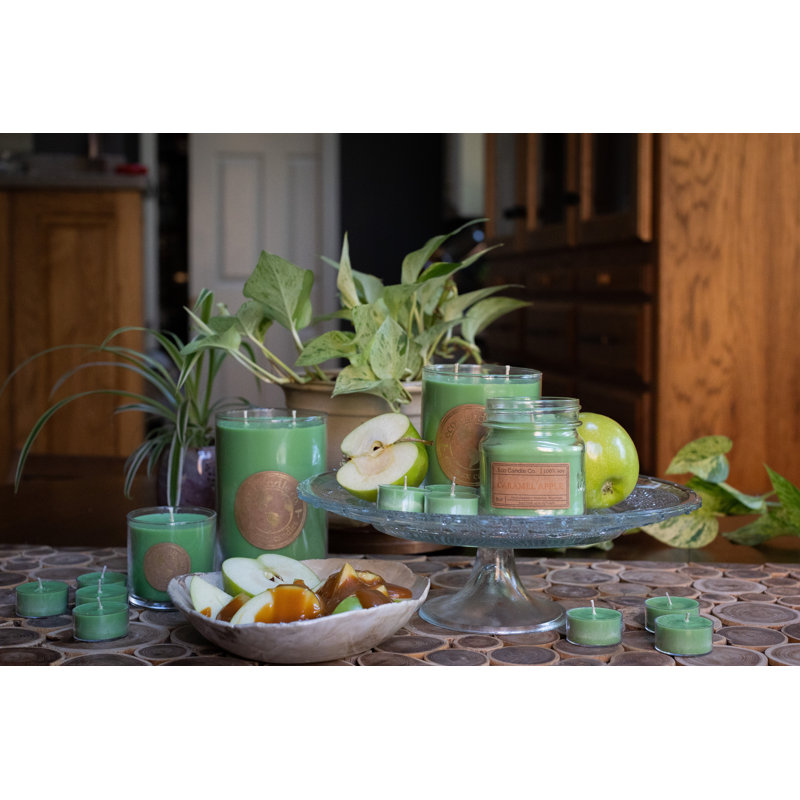 Bougie en pot caramel avec support en verre