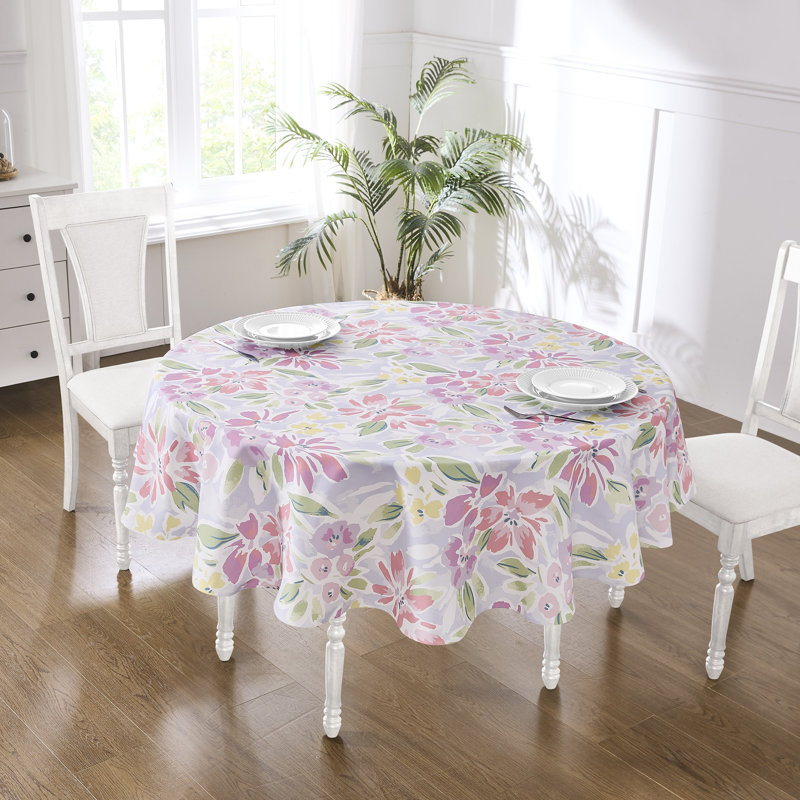 Izod Catalina 70" Round Tablecloth