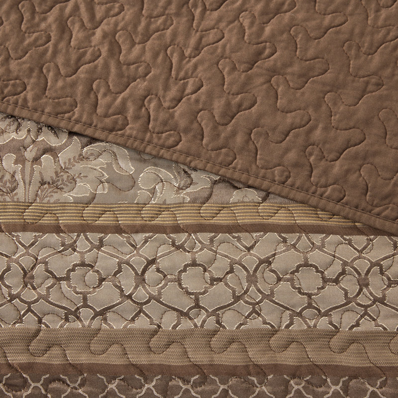Versatile Brown/Gold Queen Reversible Jacquard 5-Piece Bedspread Set