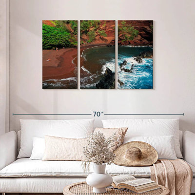 Sebbie Maui Red Beach