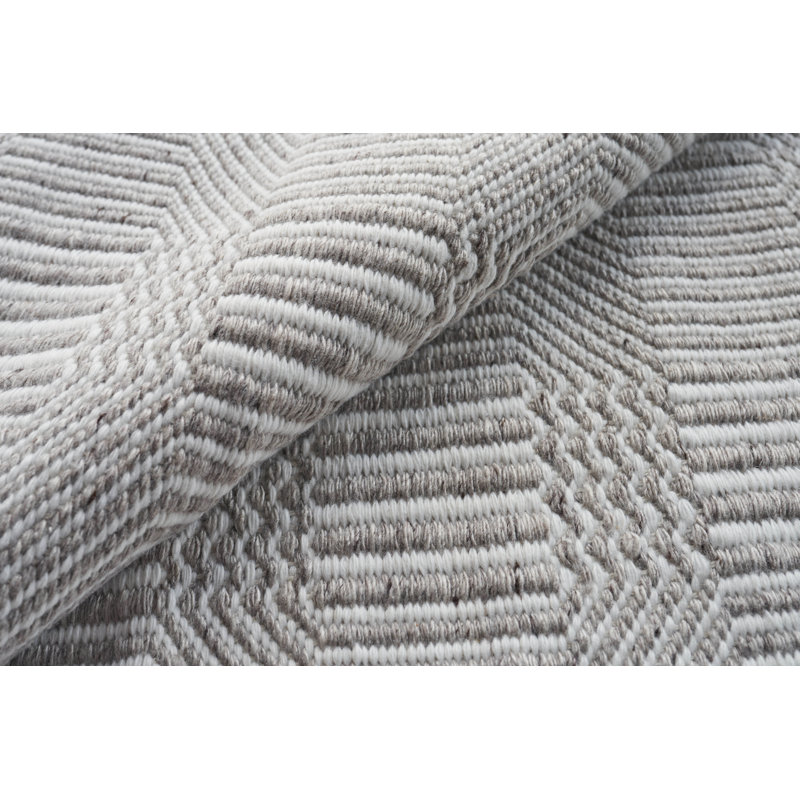 Rectangle Naples Geometric Handmade Flatweave Recycled P.E.T. Area Rug in Gray, Rectangle 5' x 8', Gray