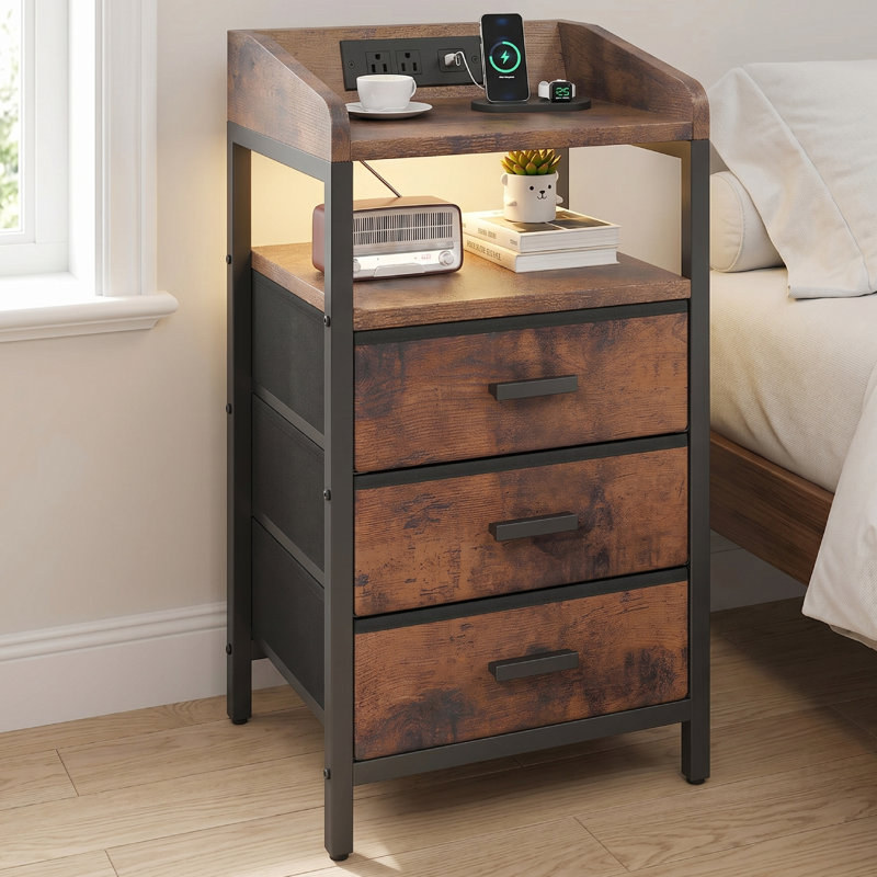 Table de chevet 26 po avec 3 tiroirs et tablette ouverte, table de chevet avec station de charge, table de bout moderne Mid-Century, table de chevet pour chambre à coucher