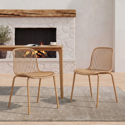 Chaises de patio en plastique Zora avec pieds en métal (table non incluse)