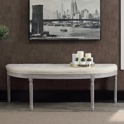 Banc capitonné à motif côtier avec pattes au fini gris patiné