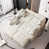 Beige est en rupture de stock