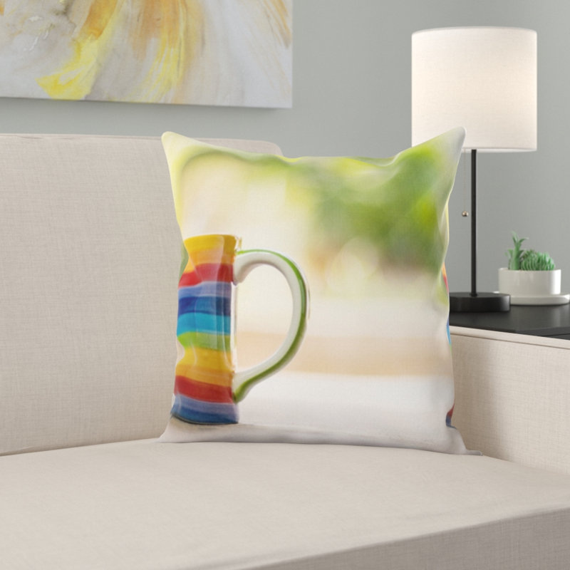 Coussin décoratif en tasse