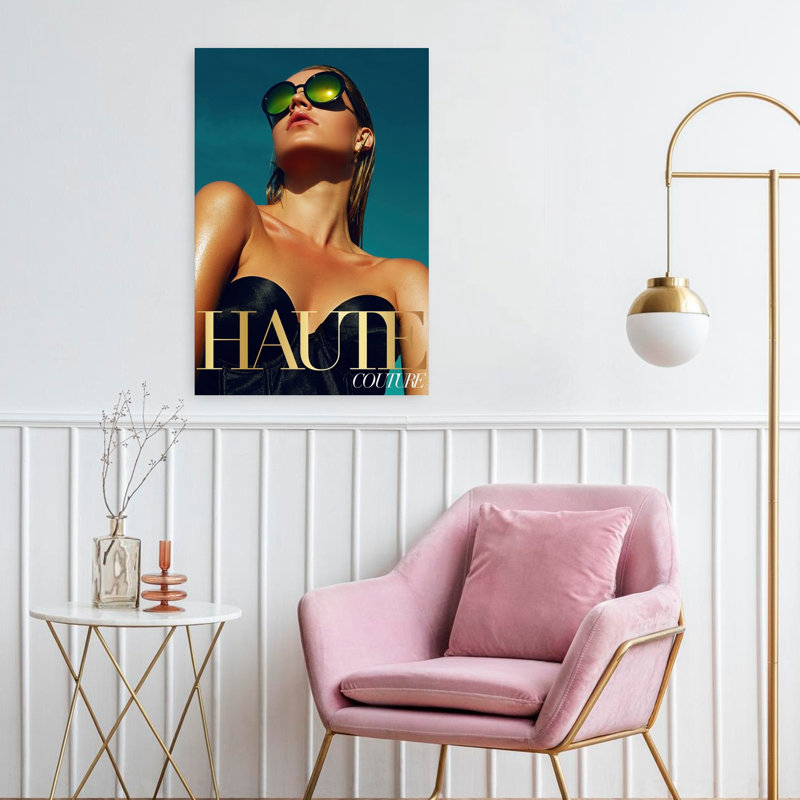 Couture 11 Art contemporain, H 24 po x l 16 po