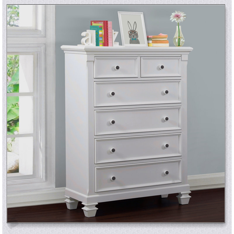 Commode 6 tiroirs Glendale en blanc pur, solution de rangement spacieuse et élégante pour les chambres à coucher modernes et les espaces de vie.