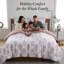 Ensemble de couette réversible de Noël Merry Manor de Southshore Fine Linens, en microfibre doublement brossée avec rembourrage en fibres synthétiques, comprenant une couette et une taie d'oreiller, pour les fêtes. Tailles : 1 place et 1 place XL.-135741718
