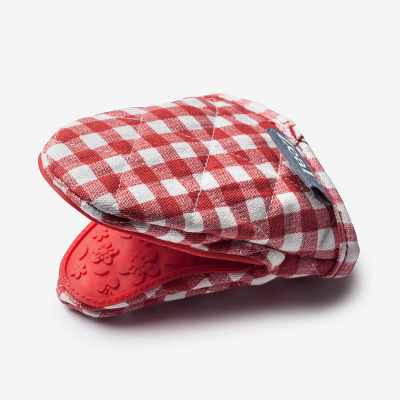 Zeal Gingham Cotton Potholder, Red