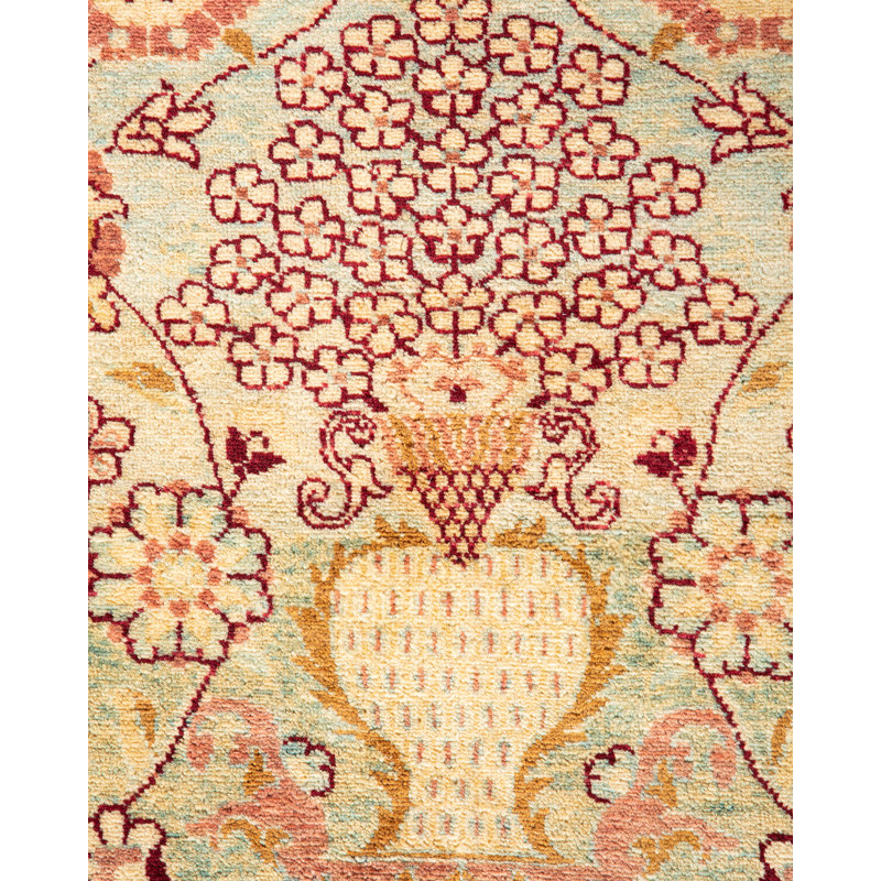 Classic One-of-a-Kind 4' 1" x 5' 10" Hand Knotted Area Rug