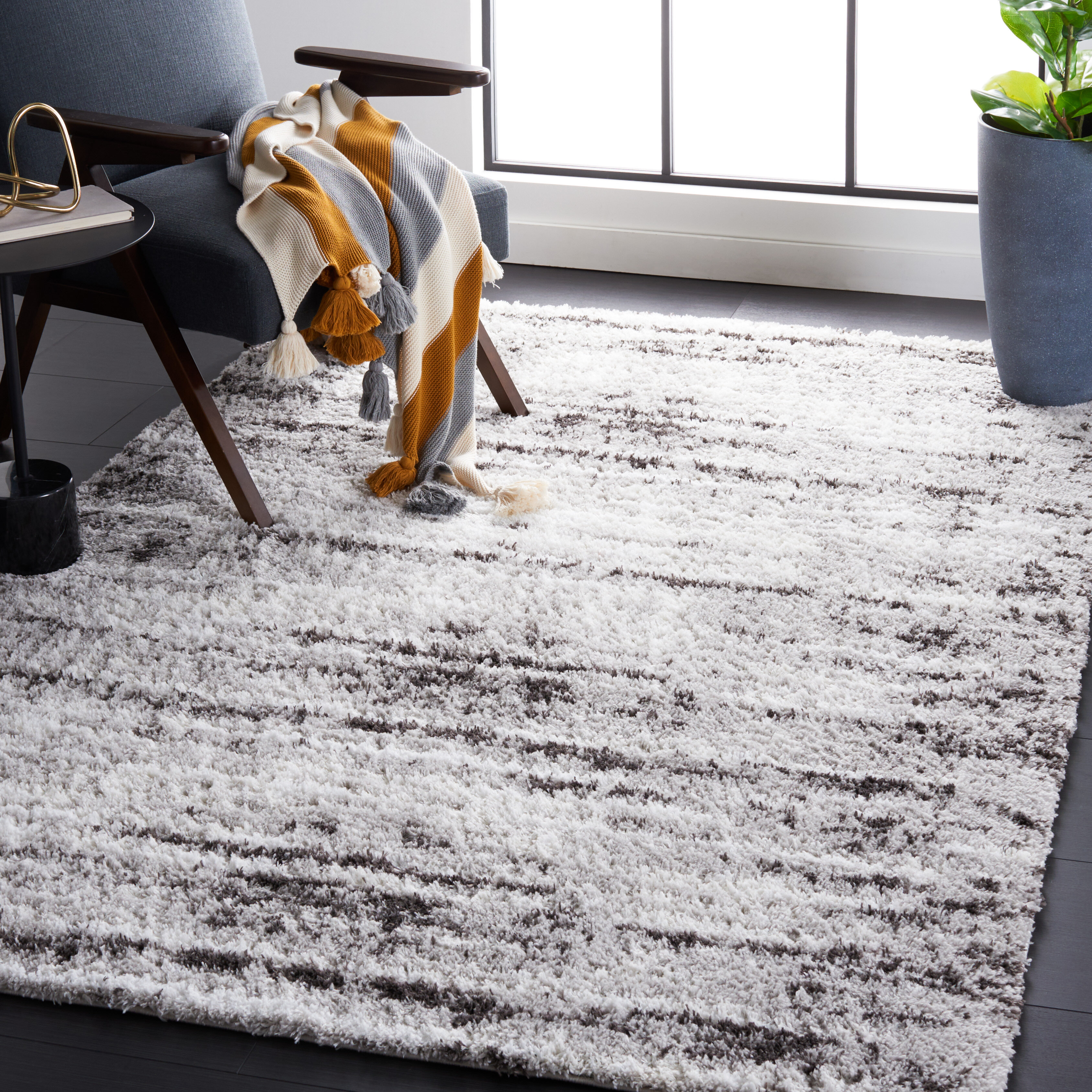 Wrought Studio Rabia Gray/Cream Area Rug, Size: Rectangle 4' x 6