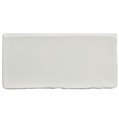 Antic Special 3" x 6" Ceramic Bullnose Wall Tile Trim in Milk White