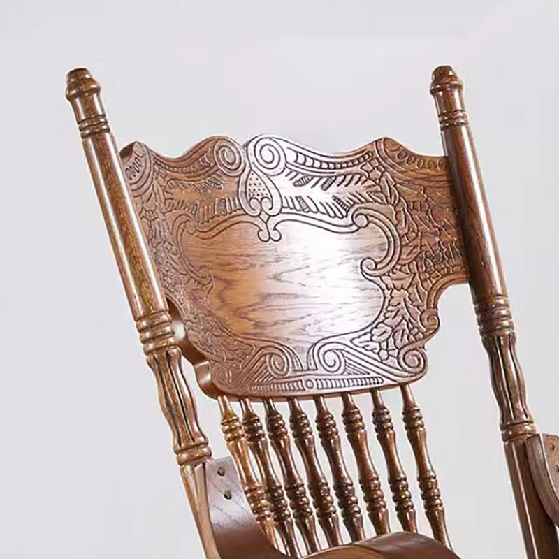 Chaise berçante française en bois