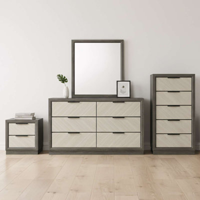 Ensemble de chambre à coucher 4 pièces Visalia - Commode et miroir avec commode et table de chevet