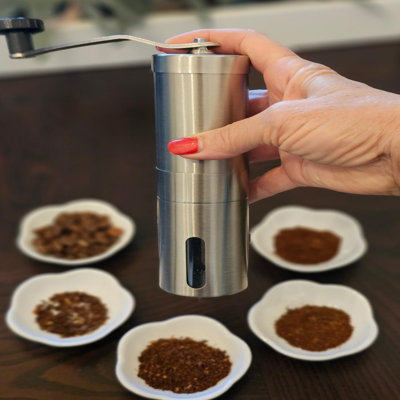 Moulin à café portatif en acier inoxydable, moulin à café à main pour le camping de voyage