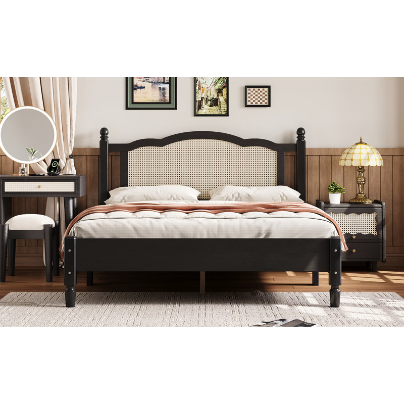 Lit plateforme en bois noir avec tête de lit naturelle - Design minimaliste pour chambre à coucher avec charisme charmant