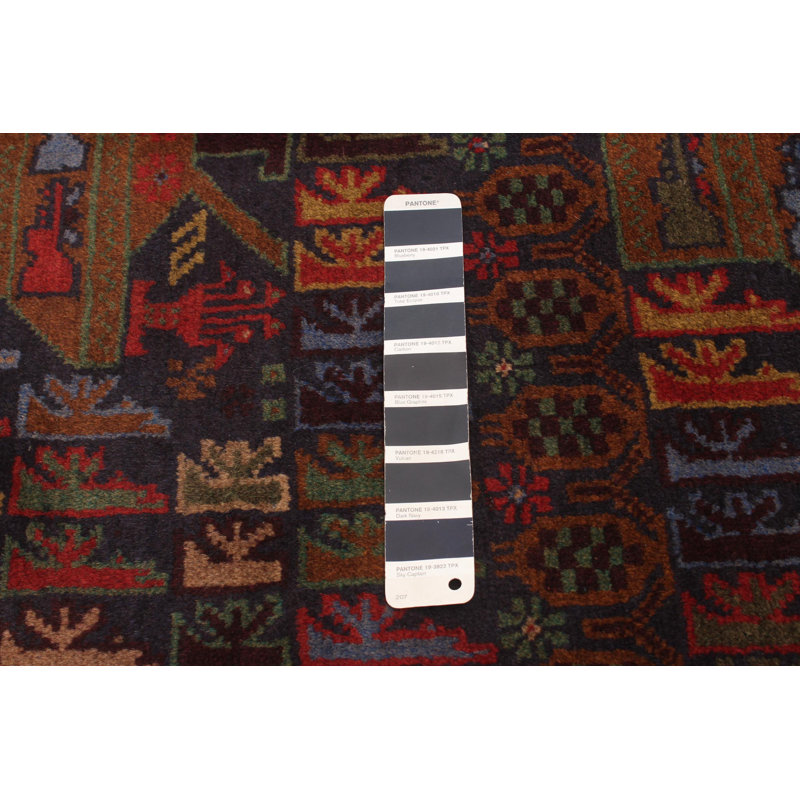 Tapis bleu marine foncé Rare War 3 pi 9 po x 6 pi 4 po