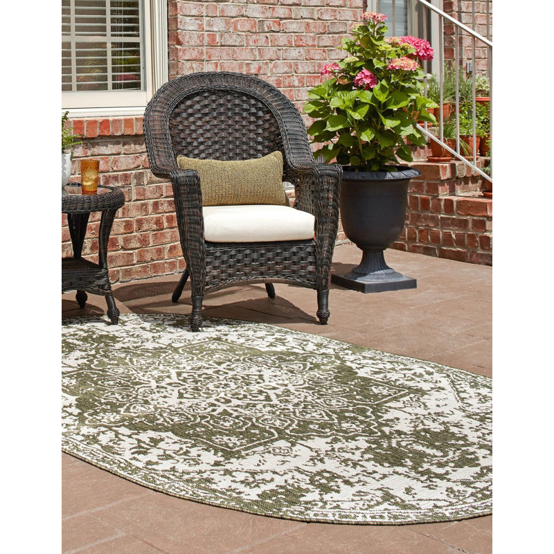 Tapis d'extérieur Destiny, Ovale 7 pi 10 po x 10 pi