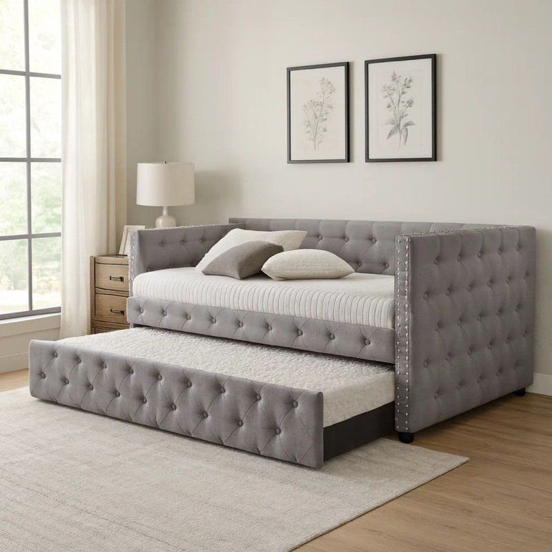 Sacoyia Upholstered Daybed