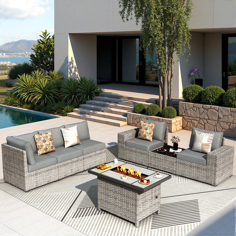 Ensemble de patio modulaire en osier toutes saisons pour 5 personnes avec coussins et foyer, Gris foncé