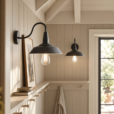 Harlow Barn Light
