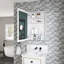 Pharmacie de salle de bain 24 po x 36 po avec miroir biseauté - ouverture à gauche, intérieur spacieux, reflet HD, charnières silencieuses, rangement en bois d'ingénierie blanc, fabrication