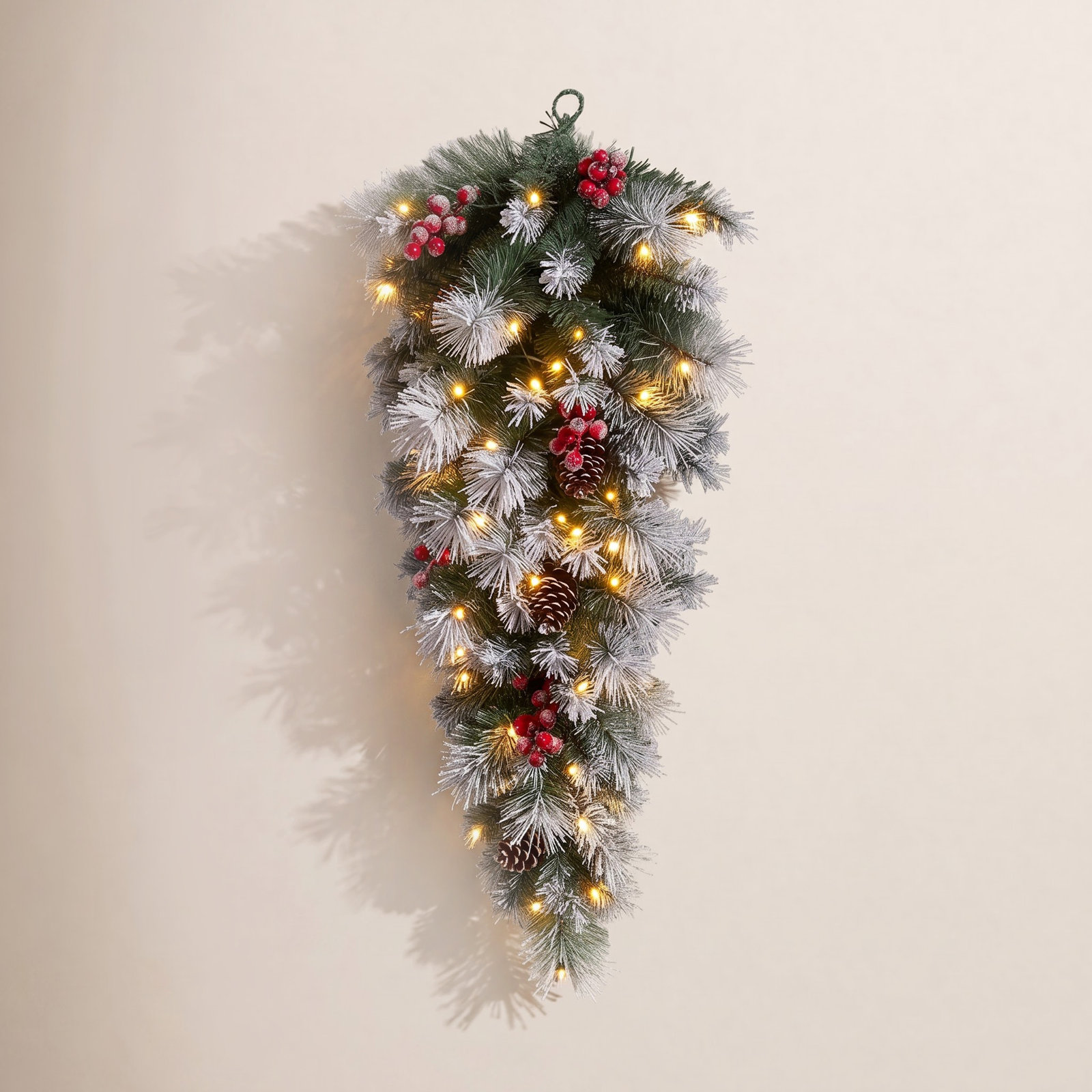 Heyder 18" Frosted Pre-Lit Christmas Swag