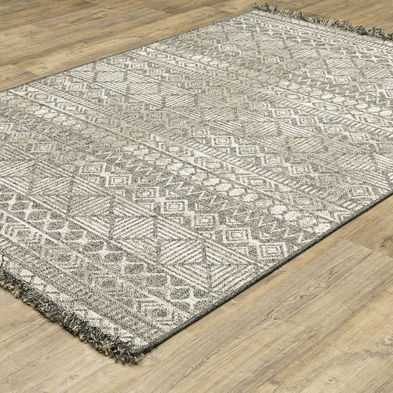 Rayfe Geometric Indoor / Outdoor Rug, Rectangle 6'7" x 9'2"