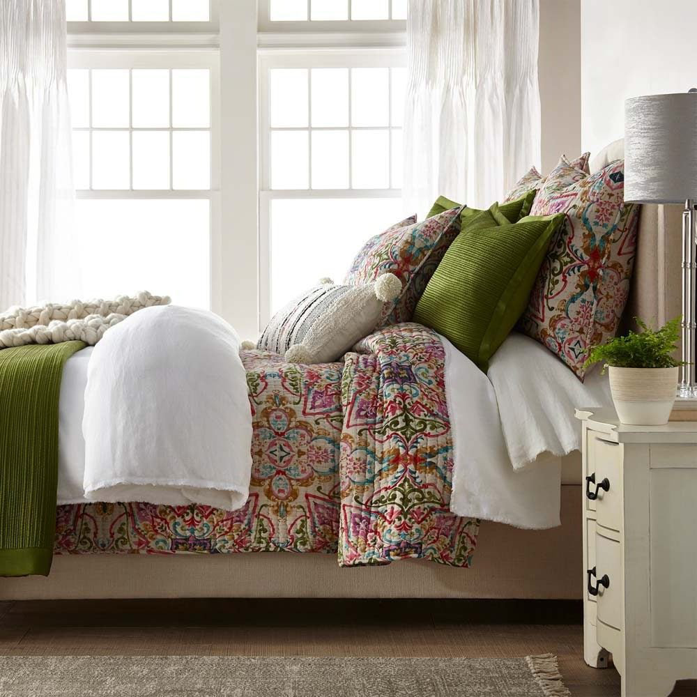 Akita Cotton Quilt Set, Twin