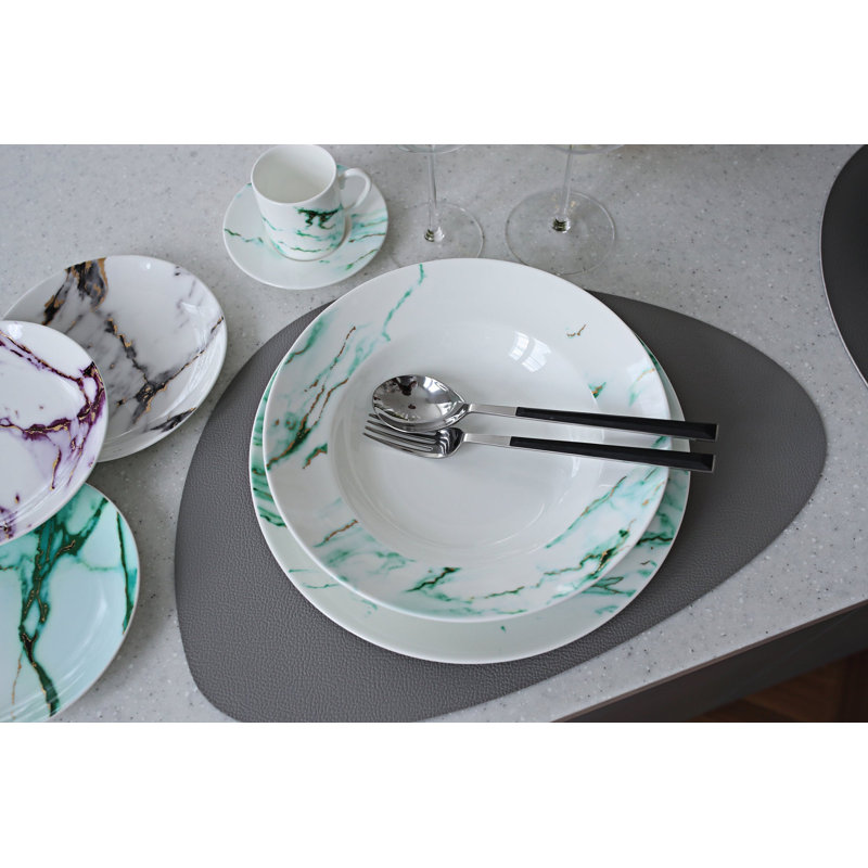 Assiette plate en porcelaine tendre 10,5 po Marble Verde