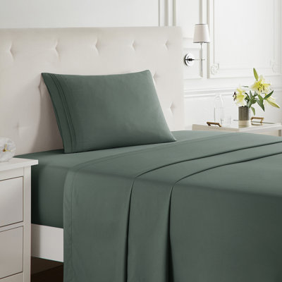 Double Brushed Hotel Luxury Sheet Set with Extra Soft Sheets & Pillowcases