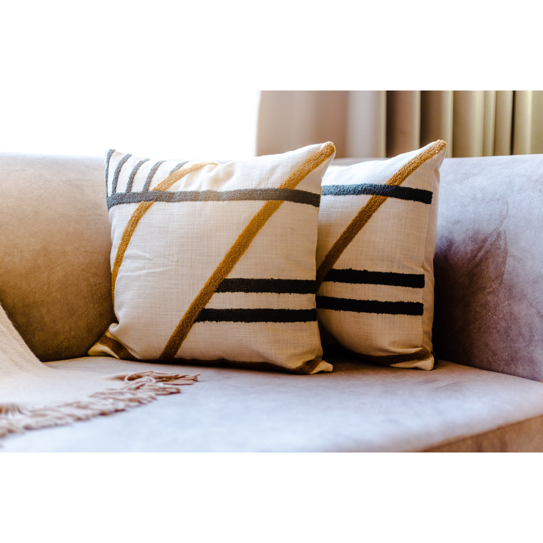 aRDENMEAD Cushion Covers 18X18 (Set of 2) aRDENMEAD